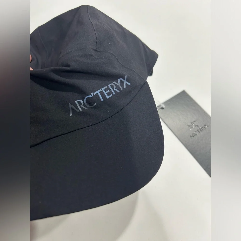 Arc’teryx Women's Men's Paltz Cap Black NWT Softshell Hat Performance S/M